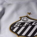 Santos enfrenta Flamengo e tenta vencer uma partida sem Marcos Leonardo