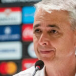 Tiago Nunes chega ao Rio e faz previsão otimista sobre o Botafogo no Brasileirão