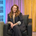 Drew Barrymore revela que foi enganada em 'app' de encontros