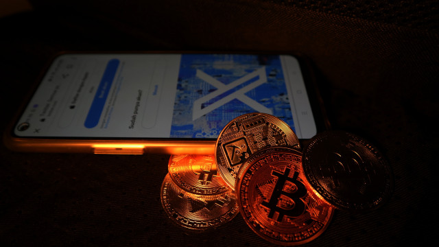 Bitcoin na bolsa? Hackers invadem conta e causam caos no X