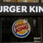Dona do Burger King quer ficar com a Starbucks no Brasil