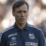 Santos tem transferban na Fifa por dívida milionária com Fabián Bustos