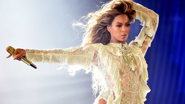 Beyoncé se torna primeira mulher negra a liderar as paradas de country nos EUA