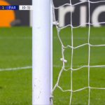 Mbappé explode a rede com cabeçada estrondosa e garante classificação