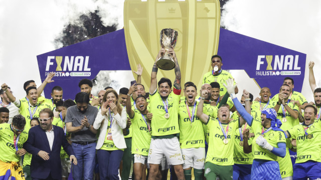 Abel exalta atletas criticados após 10º título com Palmeiras: 'Matam os jogadores mentalmente'