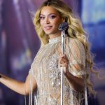 Beyoncé dá permissão a Kamala Harris para usar música sua em campanha