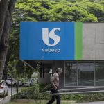 Privatização da Sabesp gera críticas por valor arrecadado e dúvidas sobre tarifa