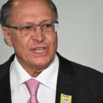 Alckmin diz que projeção do FMI para expansão do PIB do Brasil faz 'pessimismo comer poeira'