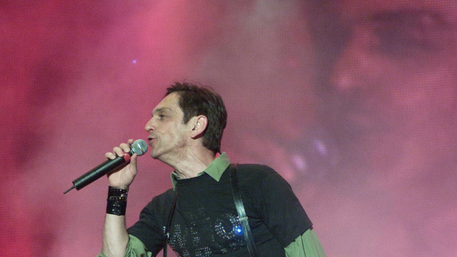Paulo Miklos, ex-vocalista dos Titãs, é internado na UTI em hospital de SP