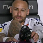 Casimiro diz que precisou devolver chuteira de Neymar