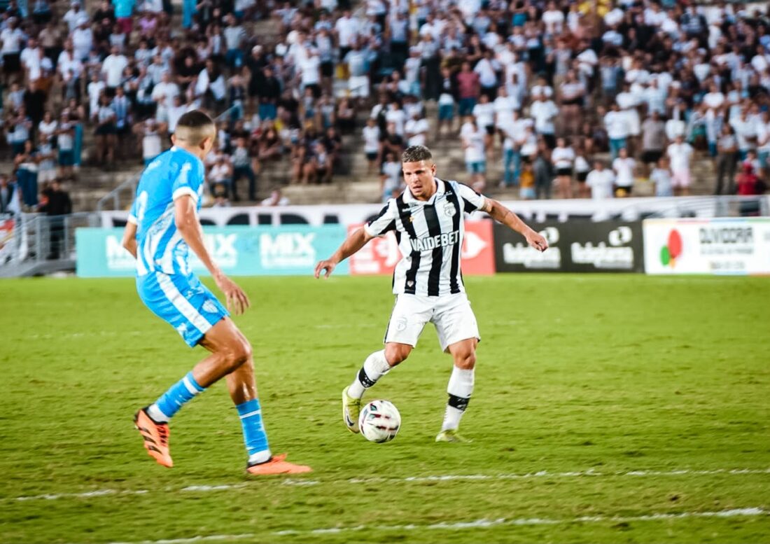 Treze elimina o CRAC nos pênaltis e avança às oitavas de final da Série D