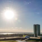Congresso deve votar nesta semana fim da escala 6x1 e taxa das blusinhas