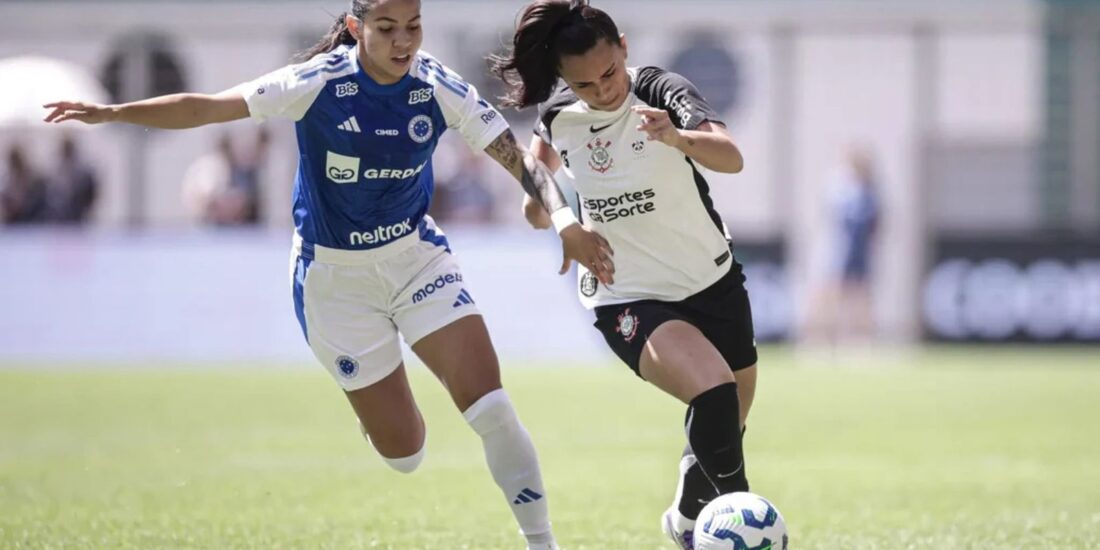 Corinthians vence Cruzeiro e fica a um empate da semifinal do Brasileiro Feminino