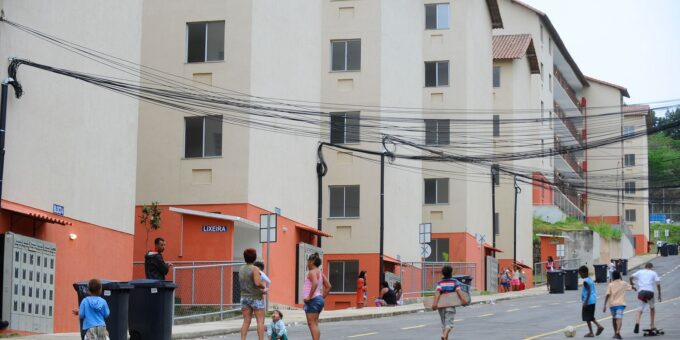 Orçamento de 2027 mantém Bolsa Família sem reajuste e benefício mínimo em R$ 600