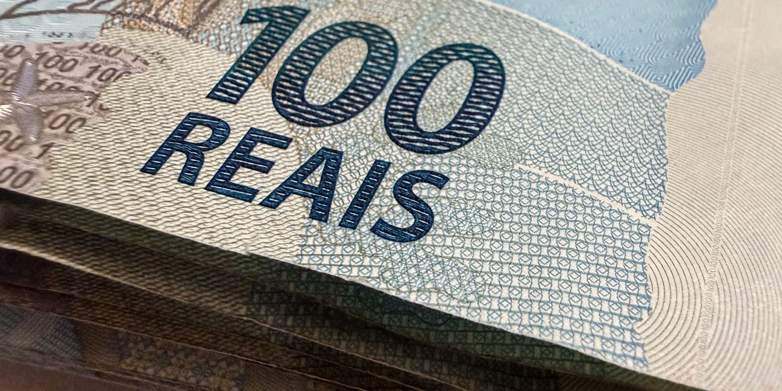 Orçamento de 2027 prevê superávit primário de R$ 83,4 bilhões
