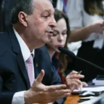Relator da CCJ do Senado mantém apoio à PEC que acaba com escala 6x1