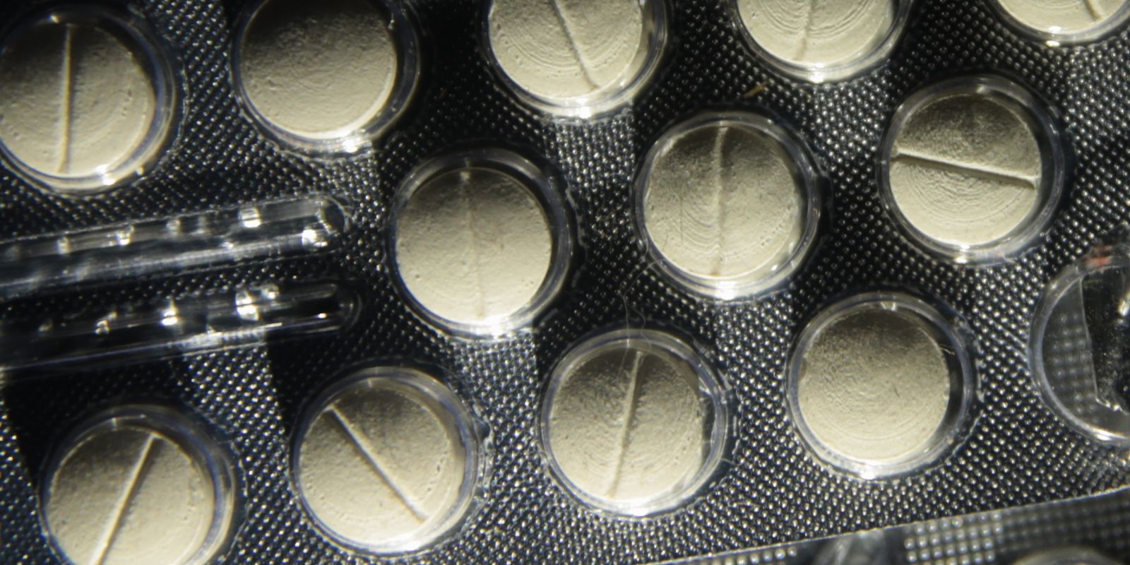 Anvisa aprova Aquipta para prevenção de enxaqueca em adultos