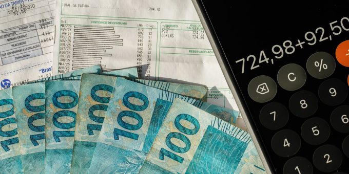 Arrecadação federal supera R$ 2 trilhões de janeiro a agosto