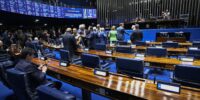 Aziz articula rito especial para acelerar PEC do fim da escala 6x1