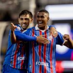 Bahia vence o Bragantino por 3 a 2 e chega à terceira vitória seguida no Brasileirão