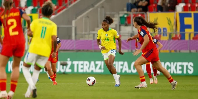 Brasil perde para a Espanha e é eliminado nas quartas da Copa Feminina sub-20