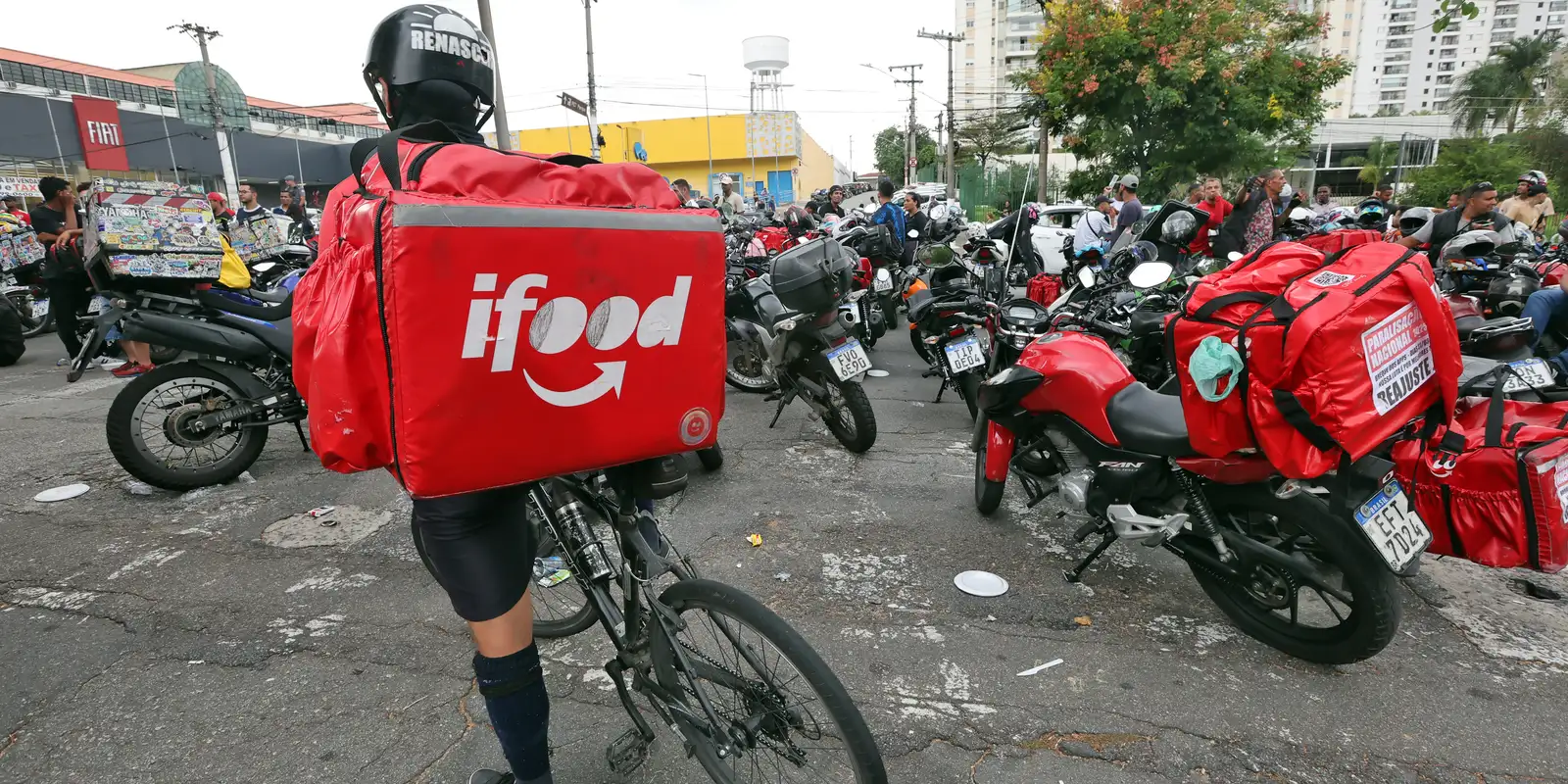 Brasil tinha 1,95 milhão de trabalhadores por aplicativos em 2025, aponta IBGE