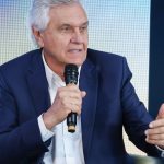Caiado promete governo transformador e reformas estruturais se eleito presidente