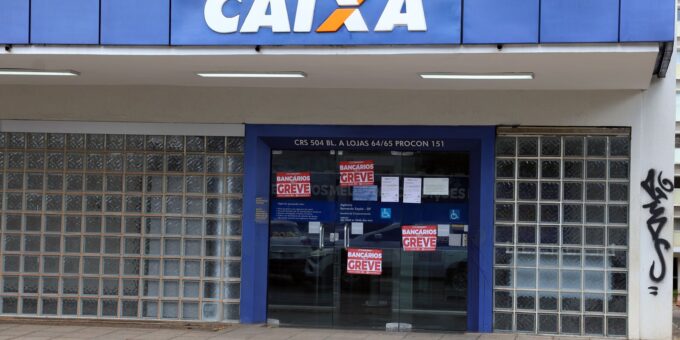Caixa inicia greve nacional; Banco do Brasil tem paralisação parcial