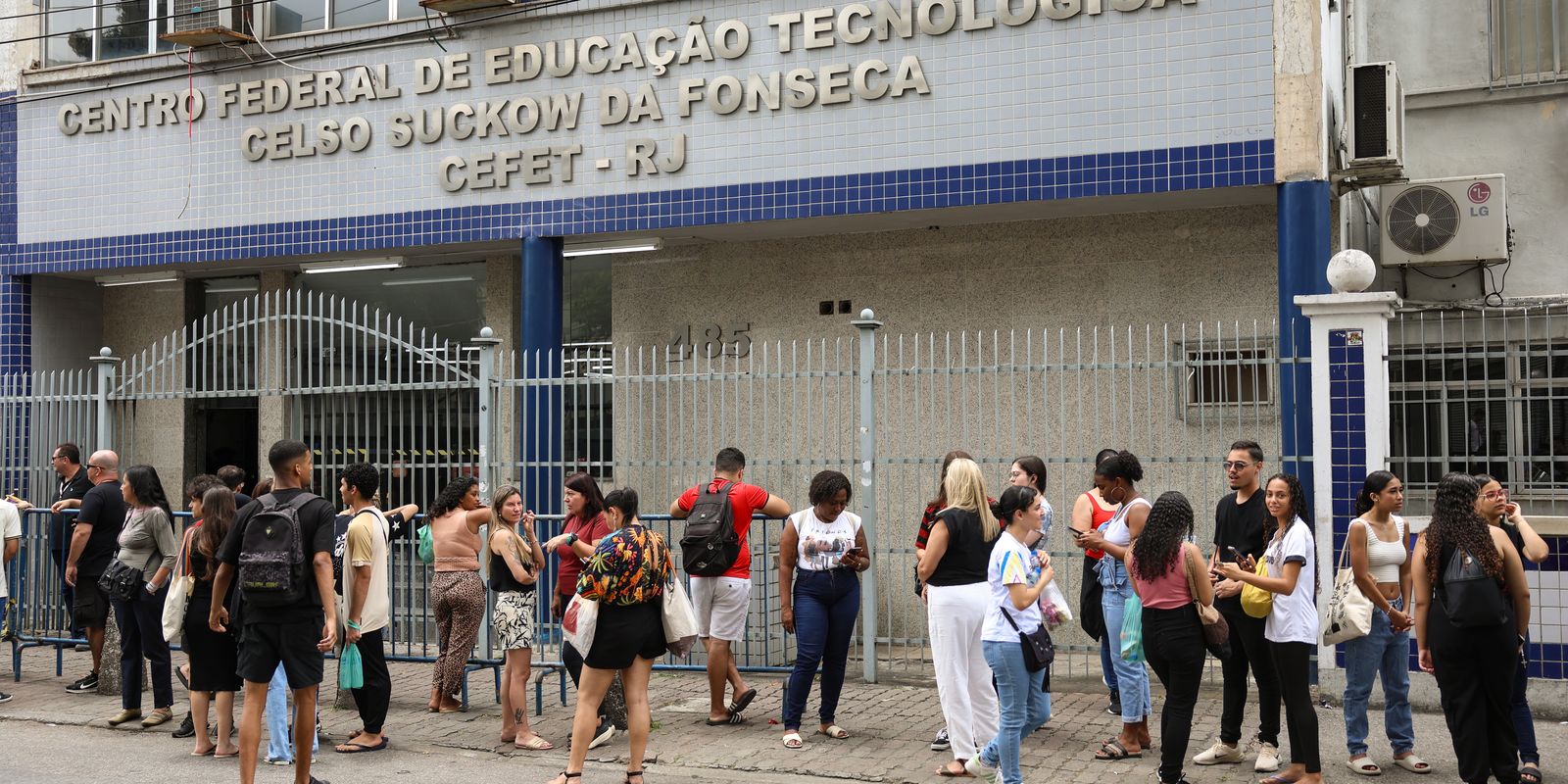 Candidatos do Enem terão transporte gratuito no Rio nos dias de prova