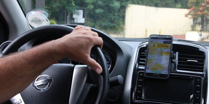 CMN atualiza crédito para taxistas e motoristas de aplicativo