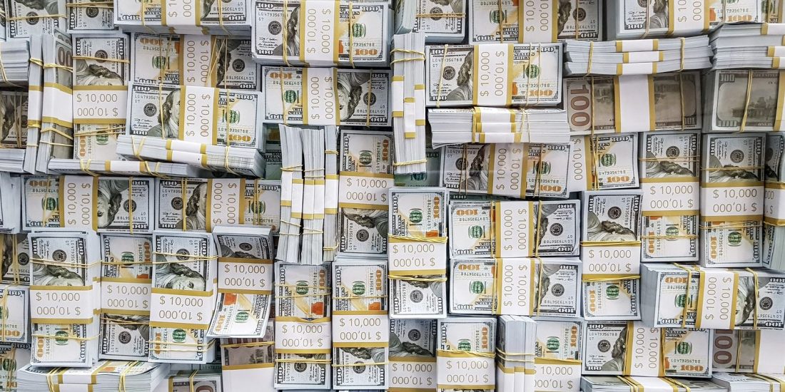 Dólar sobe 0,47% e fecha a R$ 5,193 em dia de aversão a risco