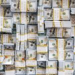 Dólar sobe 0,47% e fecha a R$ 5,193 em dia de aversão a risco