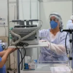 Estudo aponta esgotamento emocional em quase metade dos médicos de UTI no Brasil