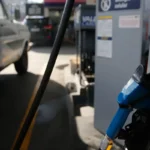 Governo amplia subsídios para gasolina e diesel após alta do petróleo