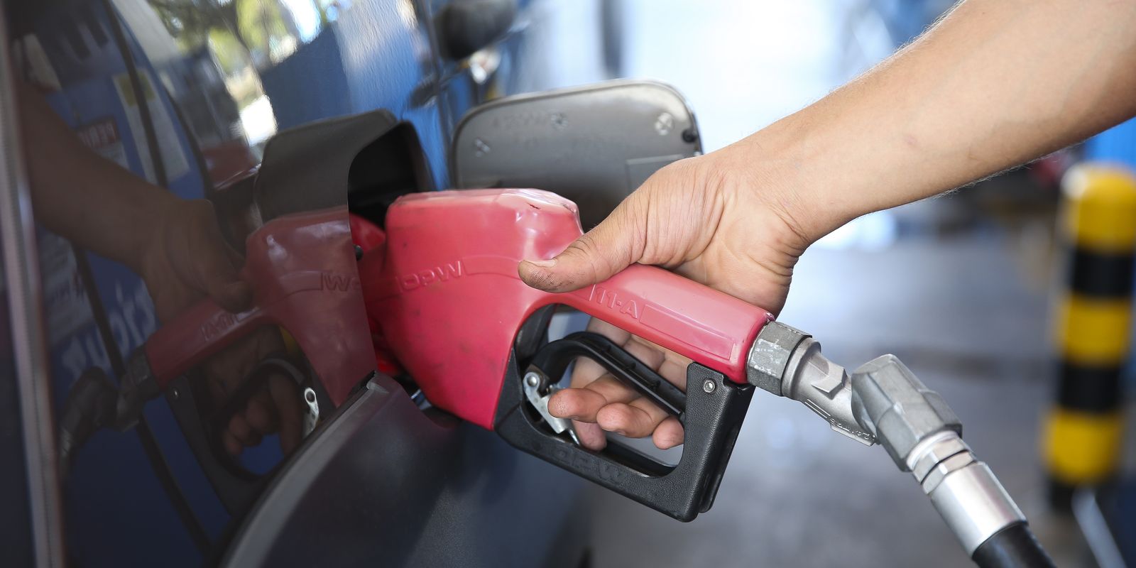 Governo deve manter subsídio de R$ 2,12 ao litro do diesel por mais 30 dias