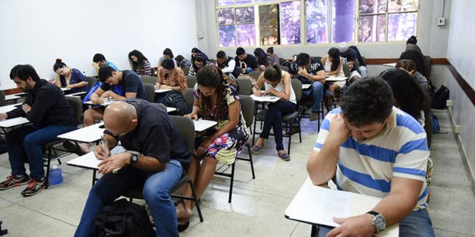 Inep divulga gabaritos oficiais do Encceja 2026