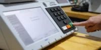 Justiça Eleitoral oferece transporte gratuito e amplia acessibilidade nas urnas