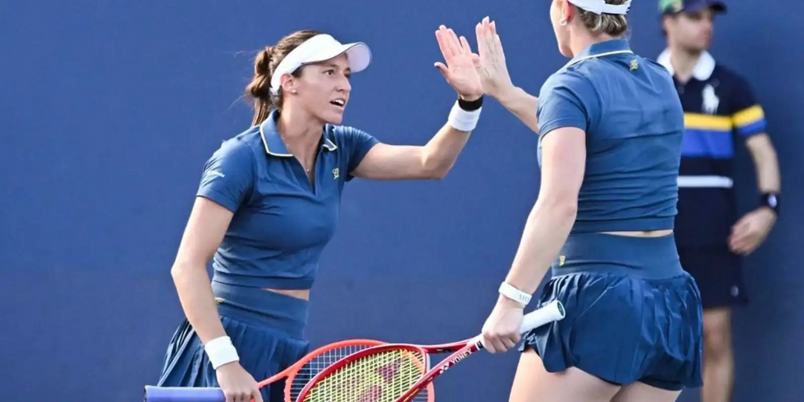 Luisa Stefani avança às quartas de final nas duplas do US Open