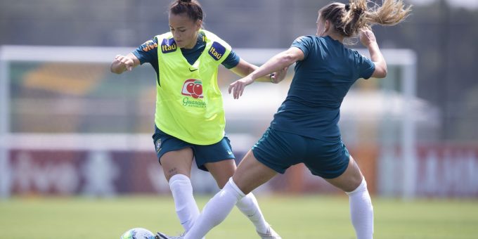 Lula sanciona lei com diretrizes permanentes para o futebol feminino