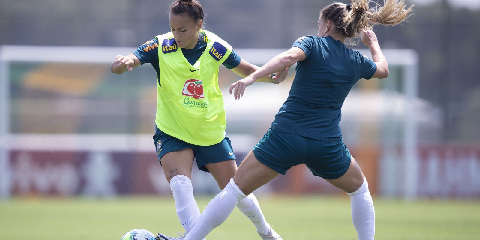 Lula sanciona lei com diretrizes permanentes para o futebol feminino