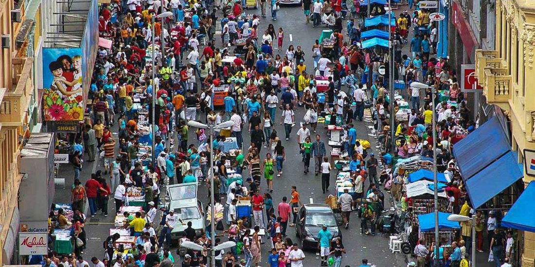 MPSP recomenda intervenção na Feira da Madrugada do Brás por dívida de R$ 163 milhões