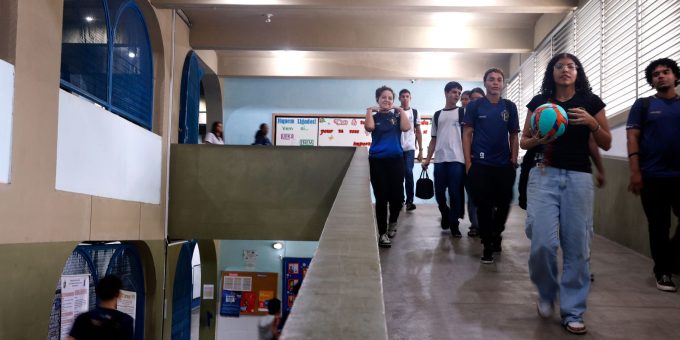 Pé-de-Meia inicia pagamento da sexta parcela nesta segunda-feira