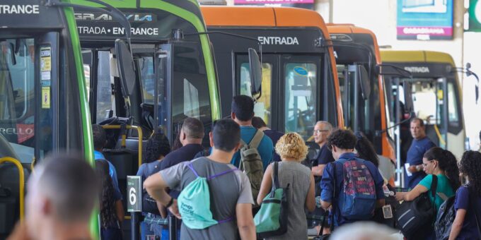 Pesquisa aponta que escala 6x1 piora saúde mental para 67% dos brasileiros