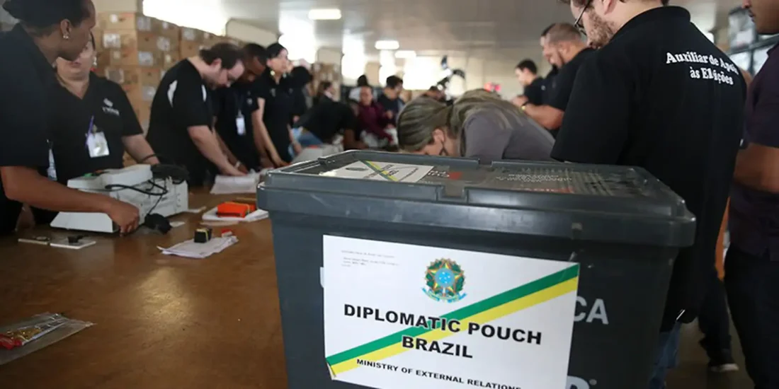 Quase 919 mil brasileiros no exterior poderão votar nas eleições de 2026