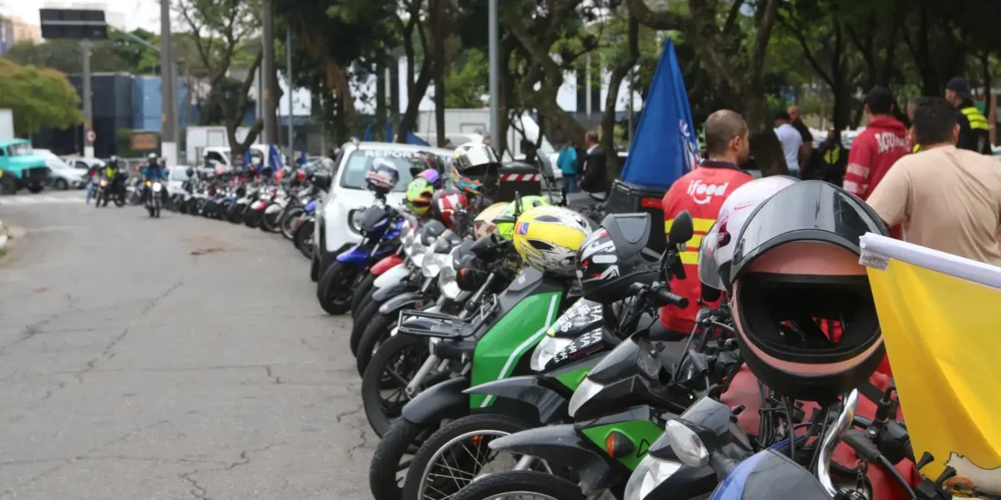 Só 19,4% dos motociclistas de aplicativos têm cobertura previdenciária