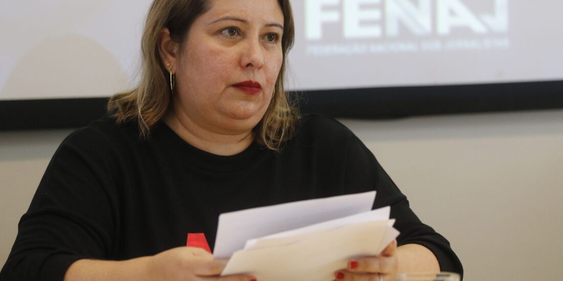 “Tiktokização” e crise institucional reduzem espaço para propostas eleitorais, diz Fenaj