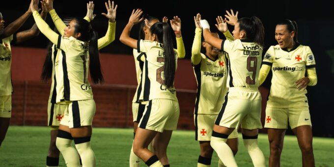 Vasco goleia Atlético-PI e enfrenta Itabirito na final do Brasileiro Feminino A2