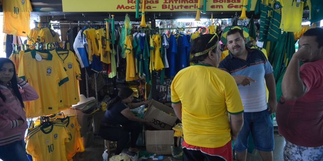 Vendas no varejo recuam 0,8% em julho após alta antes da Copa do Mundo