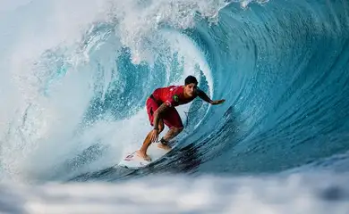 WSL cancela etapa de Abu Dhabi do circuito mundial de surfe em 2026