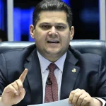 Alcolumbre anuncia sessões para votar fim da escala 6x1 no Senado